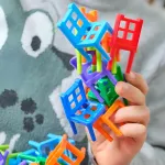 Torre De Sillas Juego De Mesa Equilibrio Balance Chairs Color Rojo