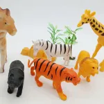 Muñecos Animales De La Selva Toyland Plástico 5 Figuras + 3 Accesorios