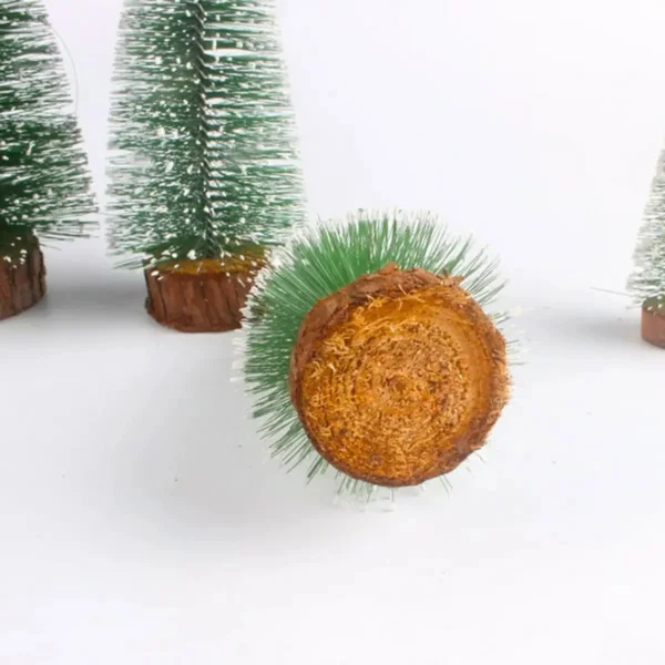 Arbolito De Navidad 20 Cm Decoracion Navideña Pino Adorno Verde