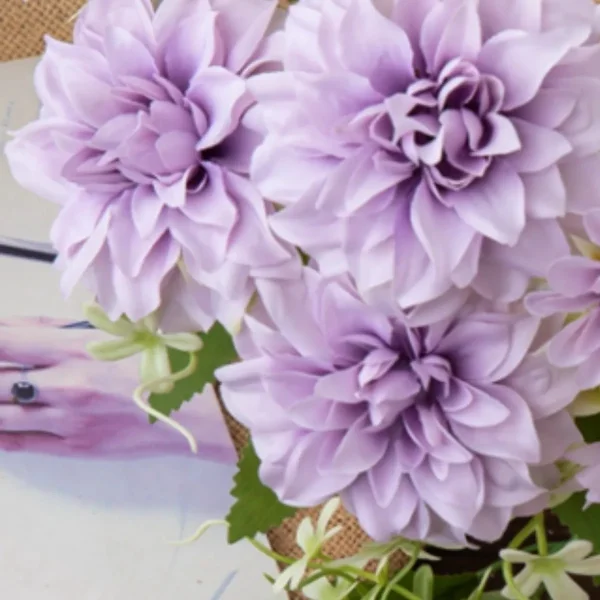 Ramo De Flores Artificiales Dalia 30cm Deco Hogar Pack X3 Crema